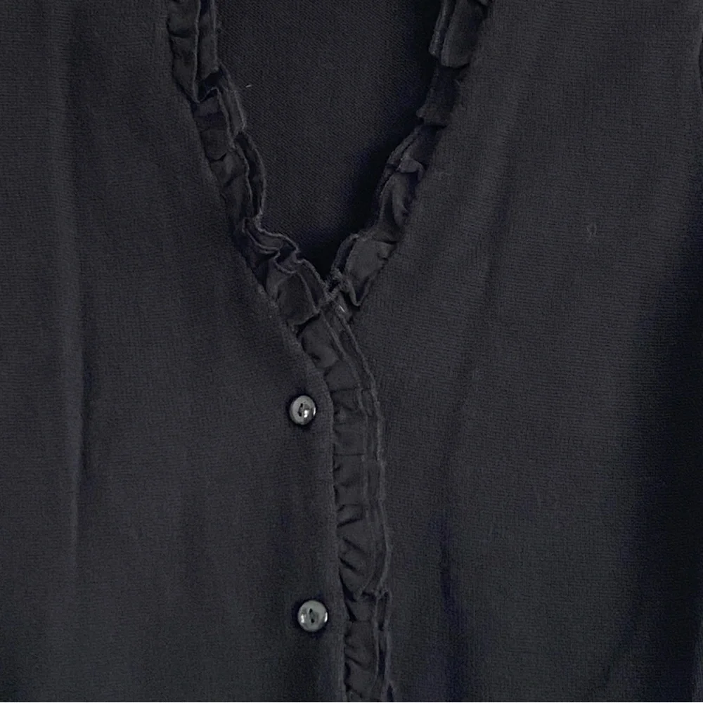 GAP KIDS Black Knit Cardigan Button Down Ruffle Neck Cotton Size 10 Large